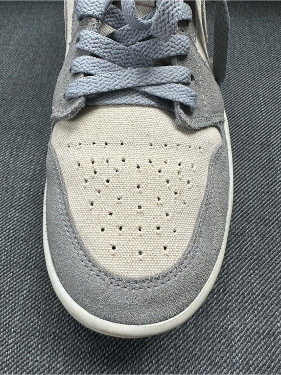 Nike Air Jordan 1 Mid SE Coconut Milk & Grey – Mens Size 8 EUC- DN4281-100 NoBOX main image 7